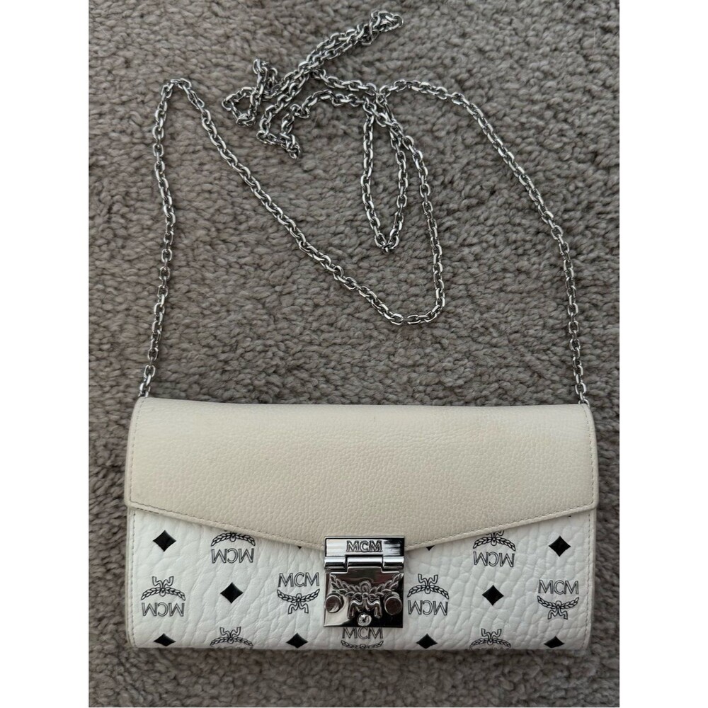 MCM Tracy Wallet on Chain - pre owned